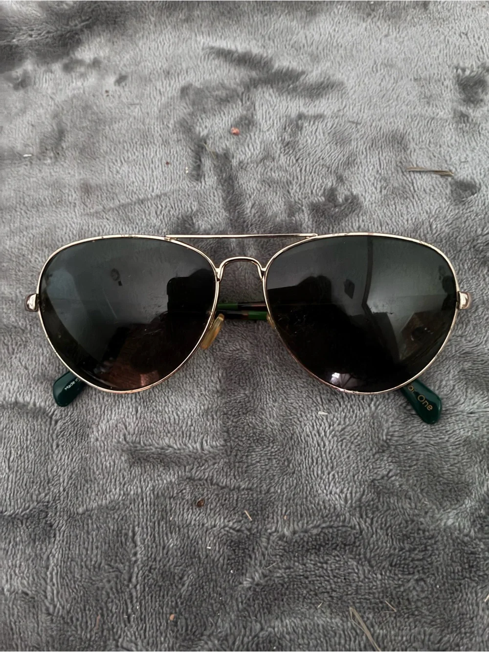 Carpe Diem Maverick Teardrop Aviator Gold-Tone Metal Frame Sunglasses